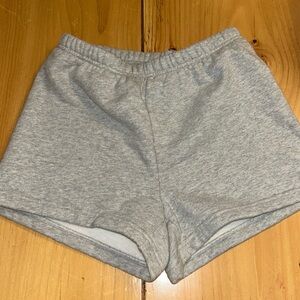 Aritzia Cozy Fleece Perfect Hi-Rise Mini Sweatshort 
“Heather Chrome”